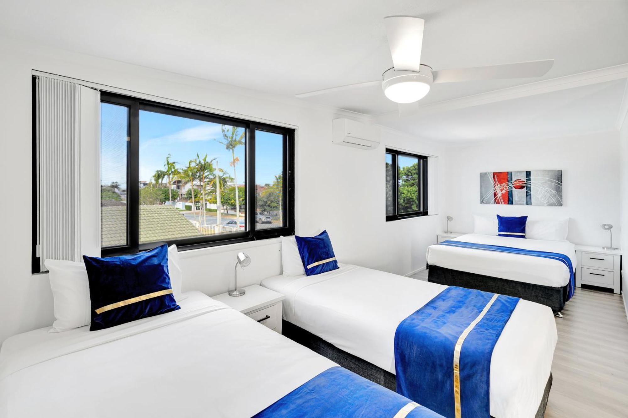 Montego Mermaid Beach Motel Голд-Кост Экстерьер фото