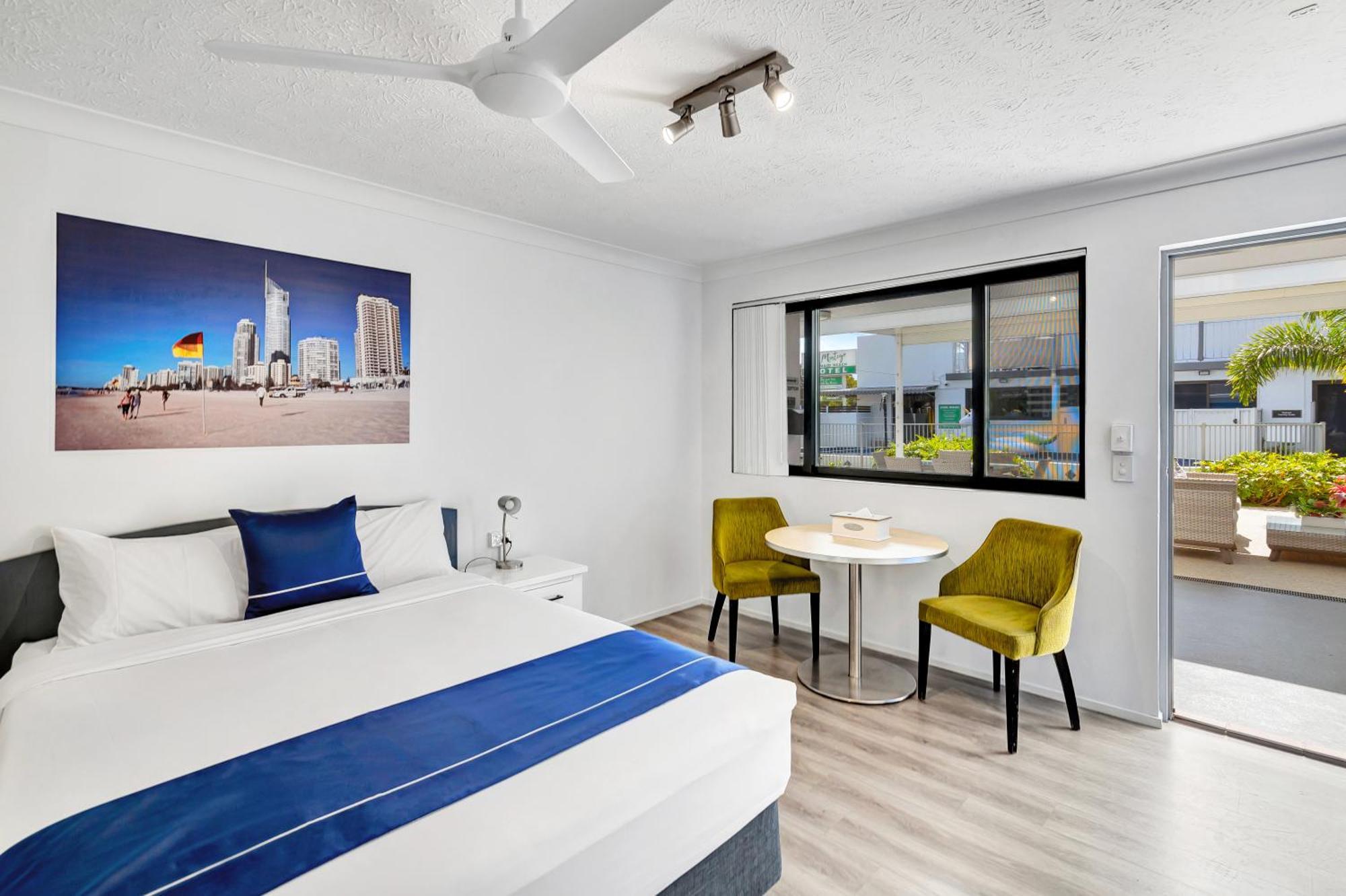 Montego Mermaid Beach Motel Голд-Кост Экстерьер фото